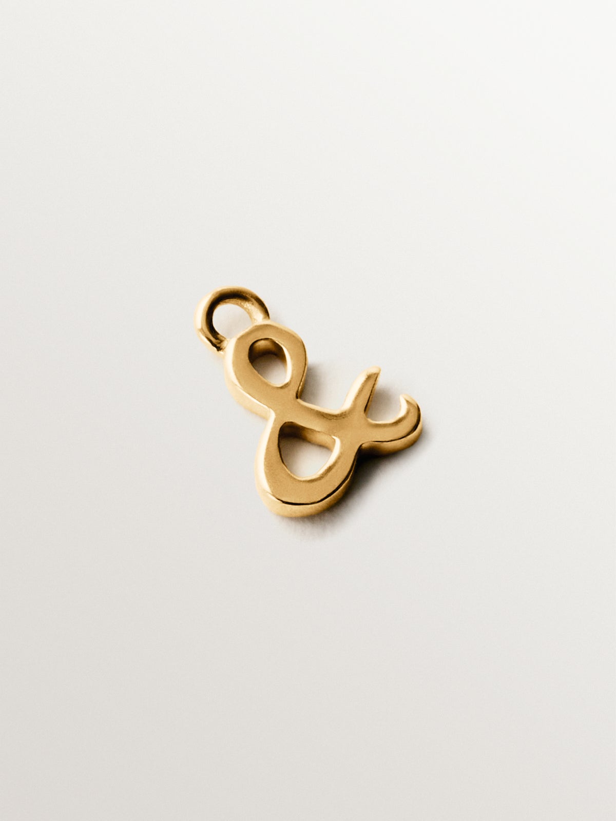 Charm de oro amarillo de 14K con forma &