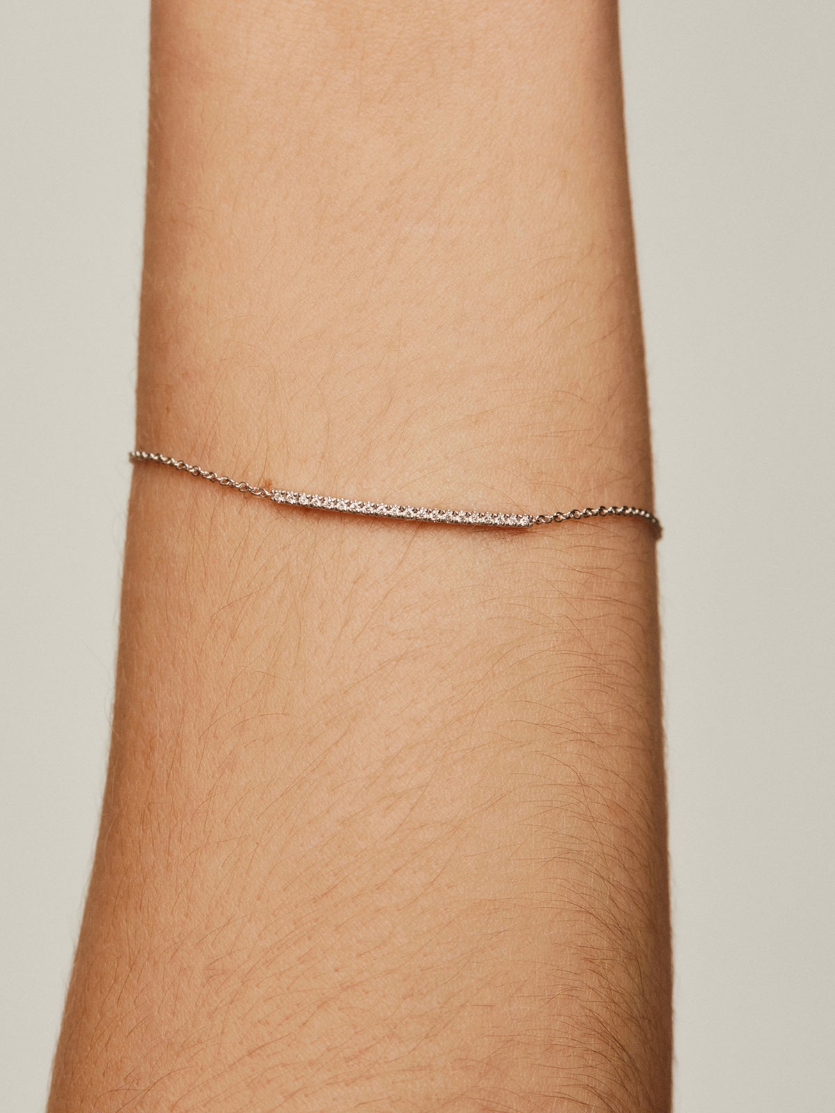 Pulsera de oro blanco de 18K con diamantes