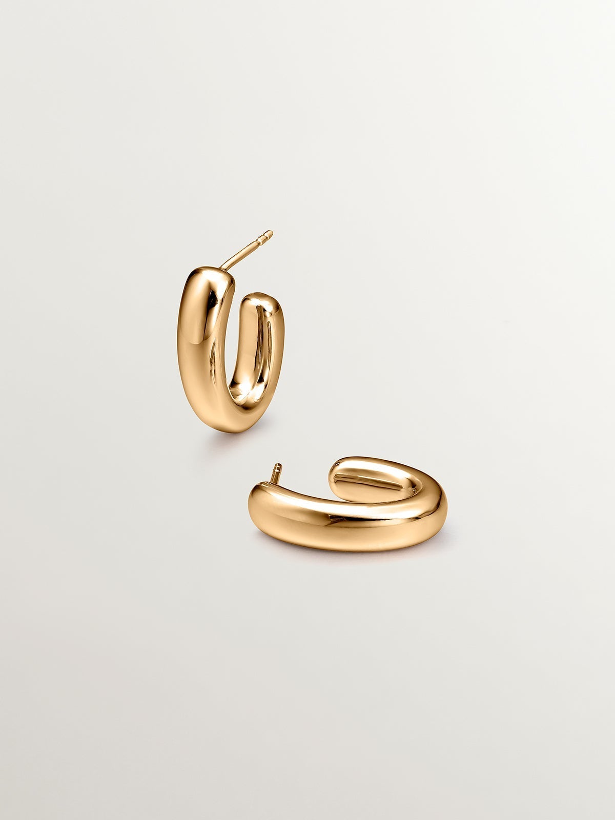 Pendientes de aro pequeños ovalados de plata 925 bañada en oro amarillo de 18K