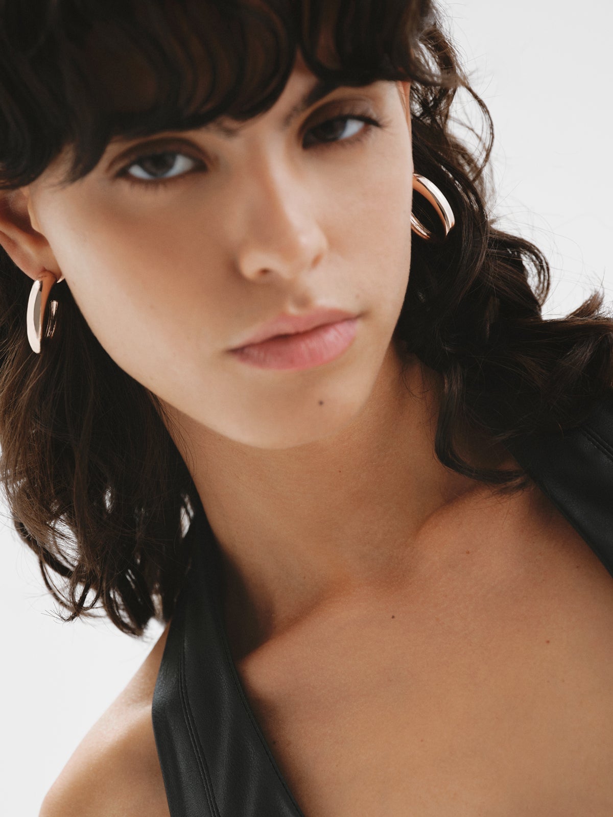 Pendientes de aro grandes y gruesos de plata 925 bañada en oro rosa de 18K con forma ovalada