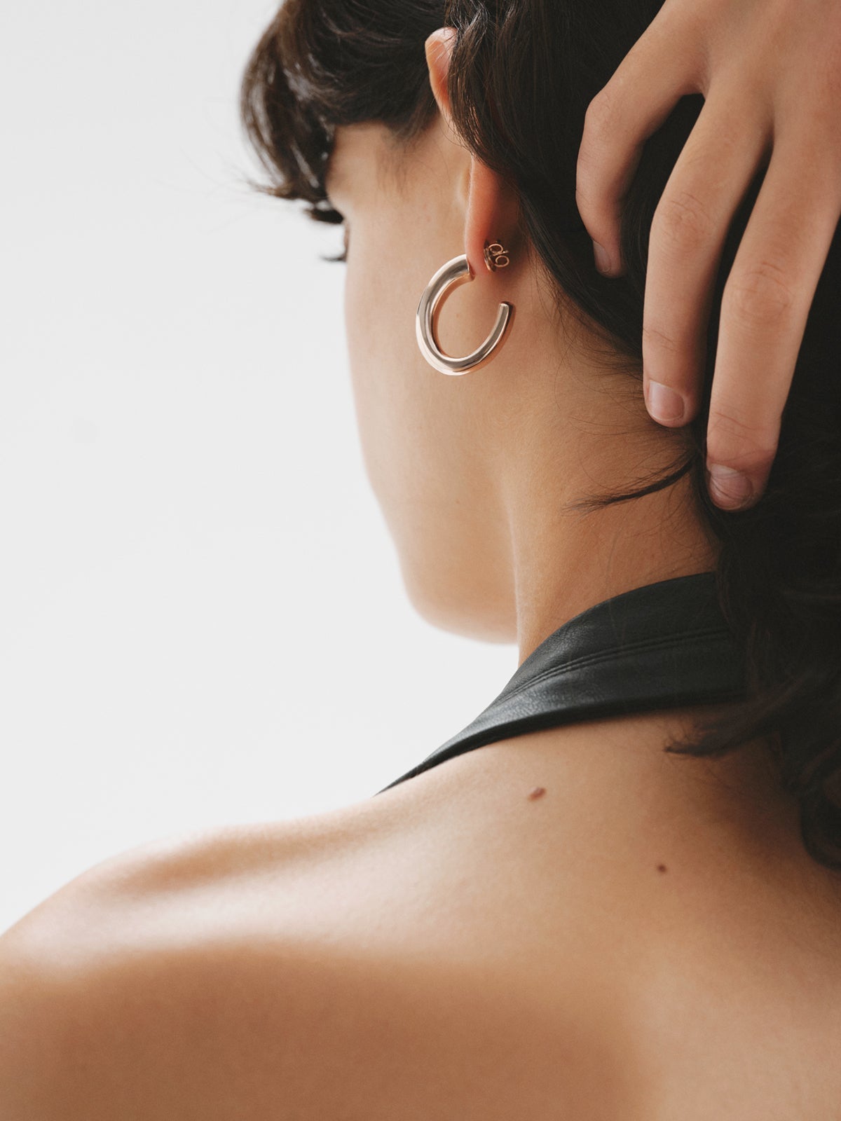 Pendientes de aro grandes y gruesos de plata 925 bañada en oro rosa de 18K con forma ovalada