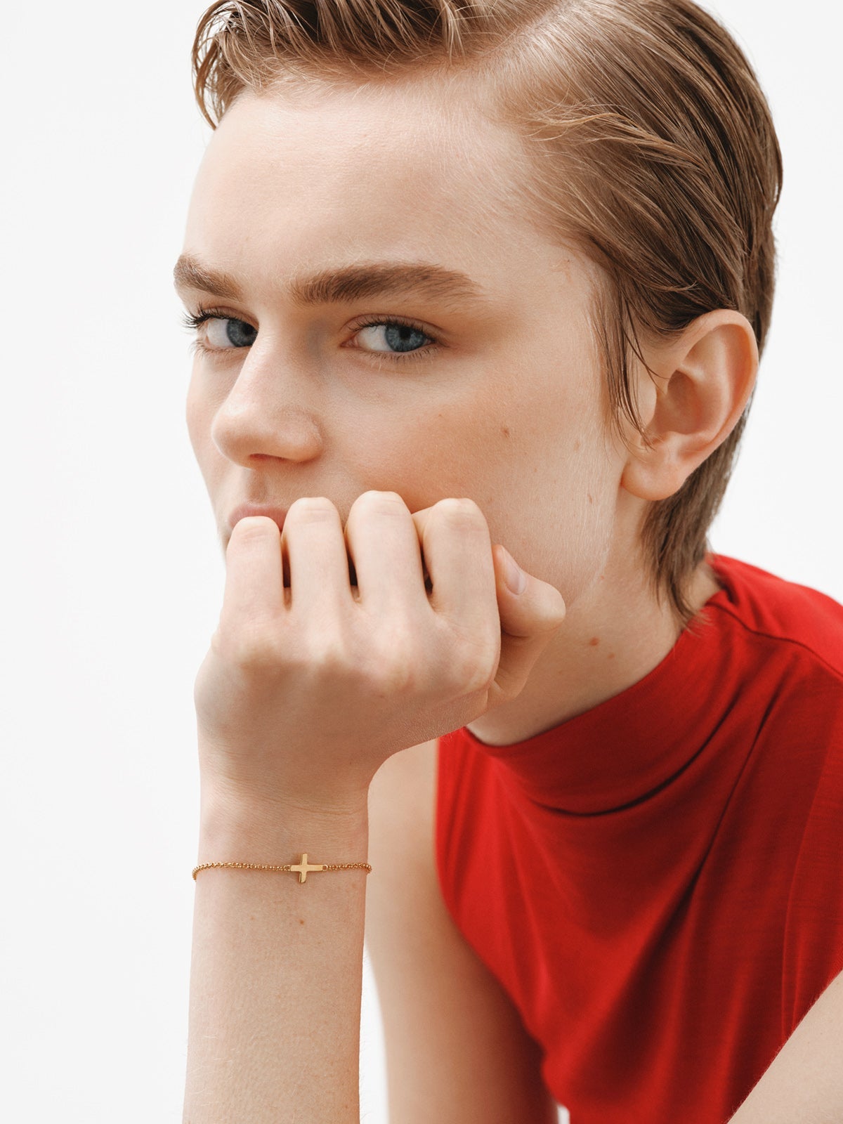 Pulsera de plata 925 bañada en oro amarillo de 18K con cruz