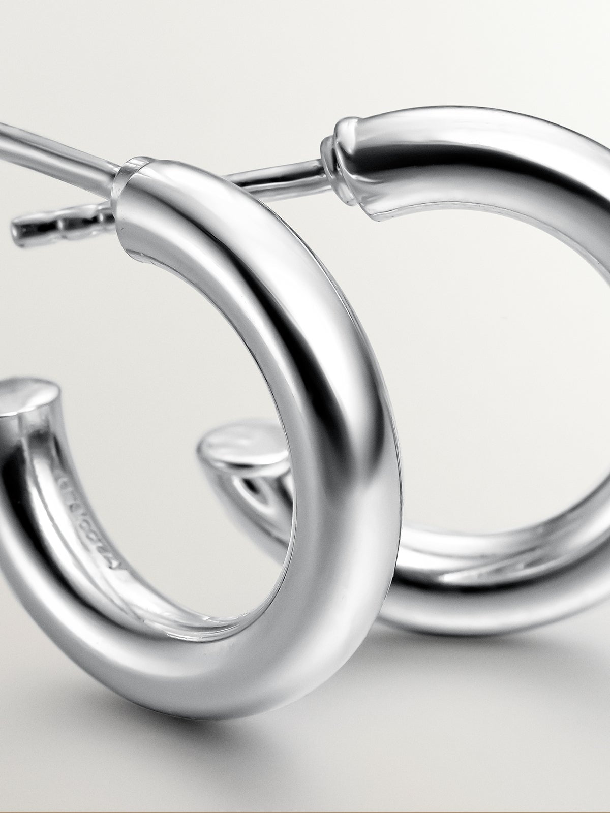 Pendientes de aro pequeños de plata 925