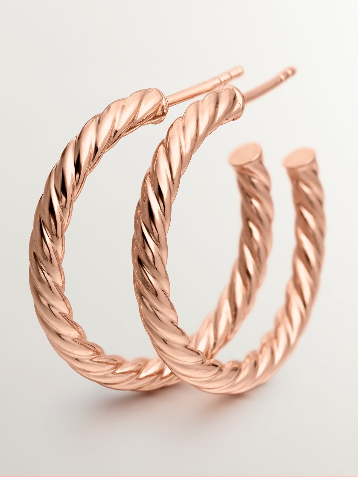 Pendientes de aro grandes de plata 925 bañada en oro rosa de 18K con textura gallonada