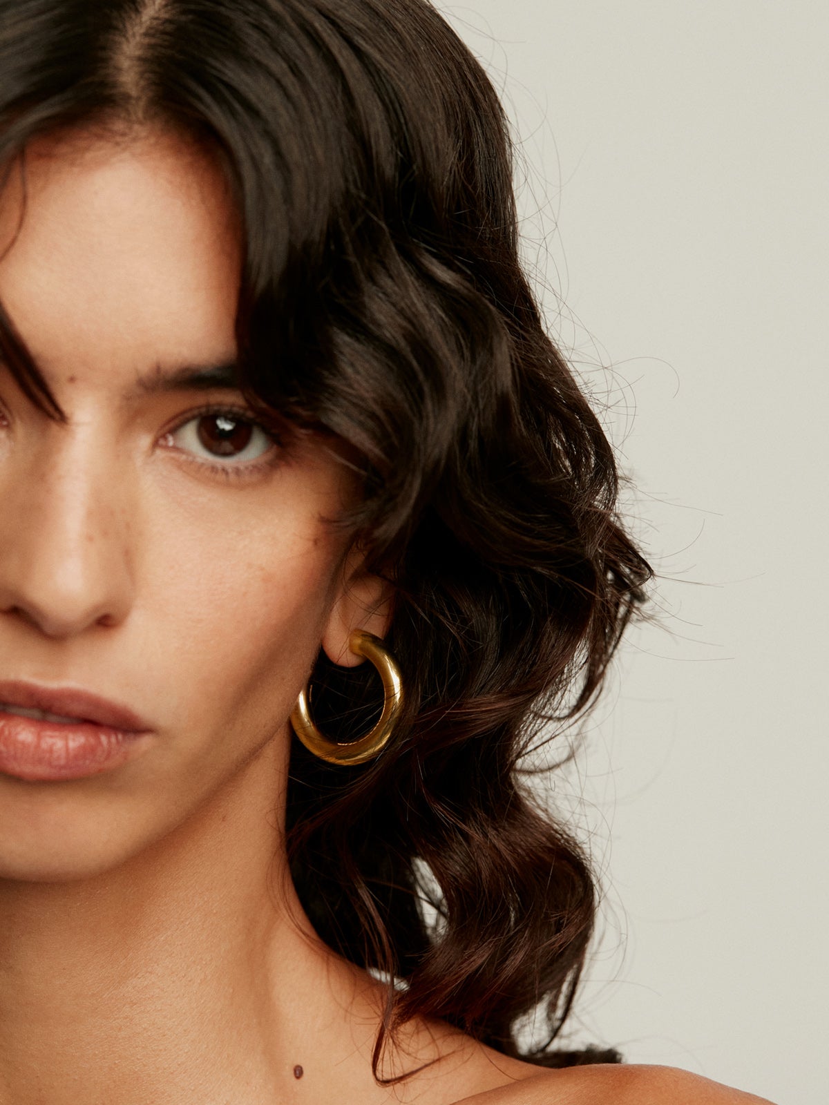 Pendientes de aro gruesos de plata 925 bañada en oro amarillo de 18K