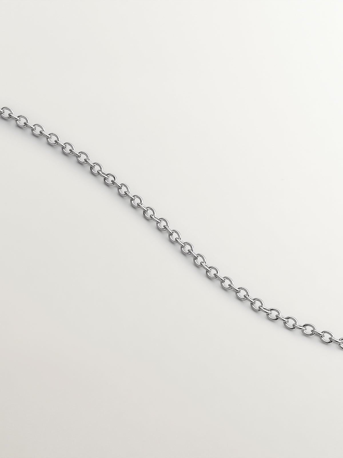 Colgante de plata 925 con círculo de espinelas negras