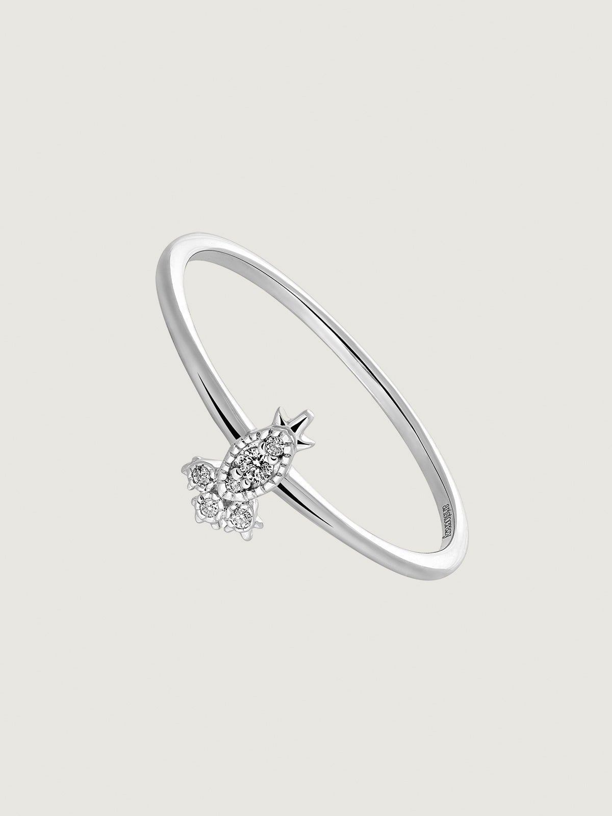 Anillo de oro blanco de 9K con diamantes 0,028 cts