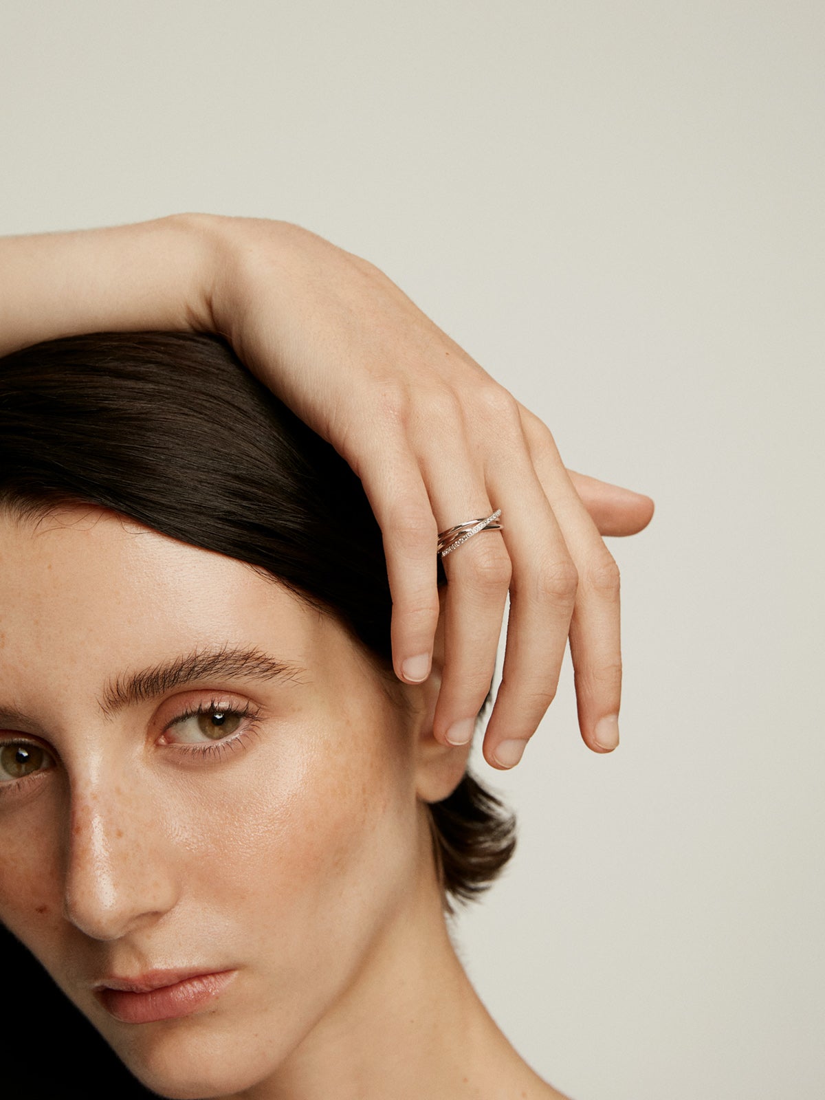 Anillo doble de plata 925 con topacios blancos