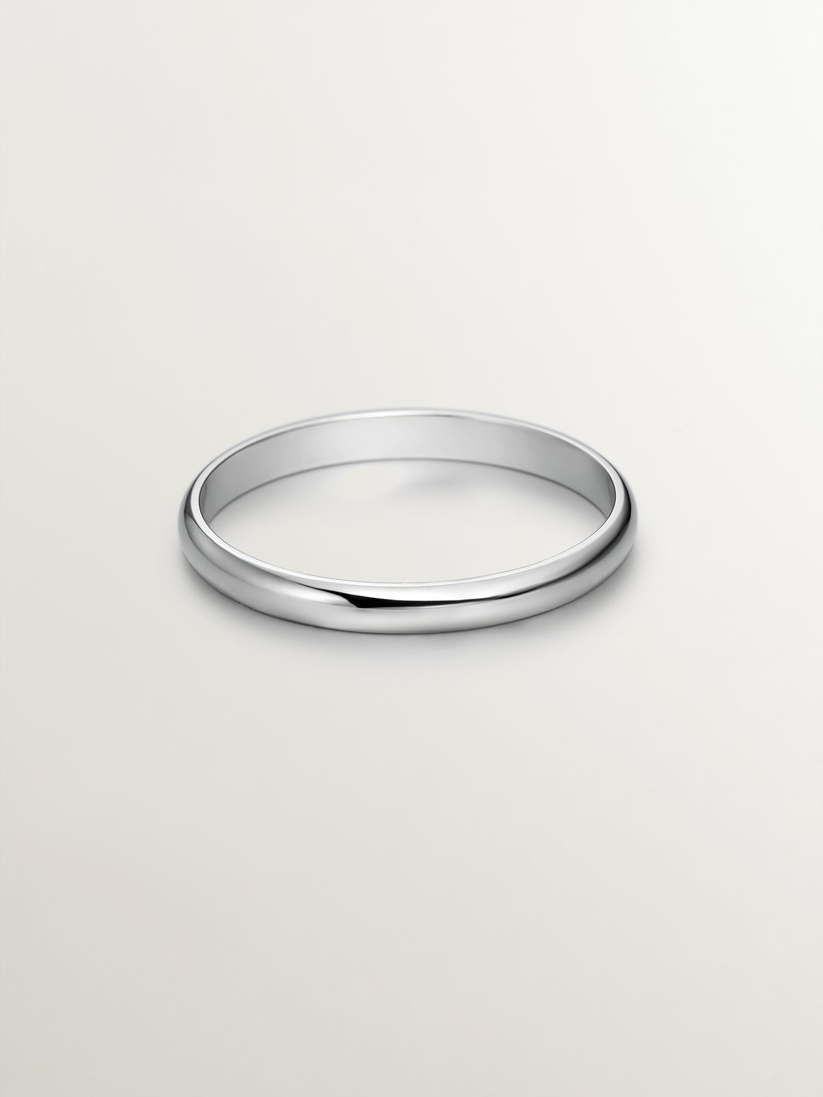 Alianza de oro blanco de media caña de 2,50mm