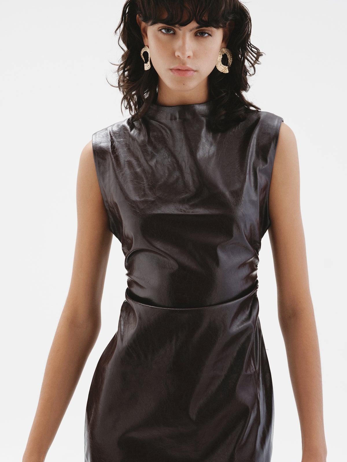 Pendientes grandes de plata 925 bañada en oro amarillo de 18K con textura de mimbre