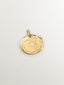 Charm artesanal de plata 925 bañada en oro amarillo de 18K con inicial T