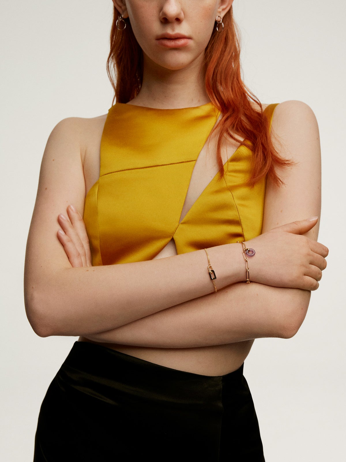 Pulsera de eslabones de plata 925 bañada en oro amarillo de 18K con amatista morada