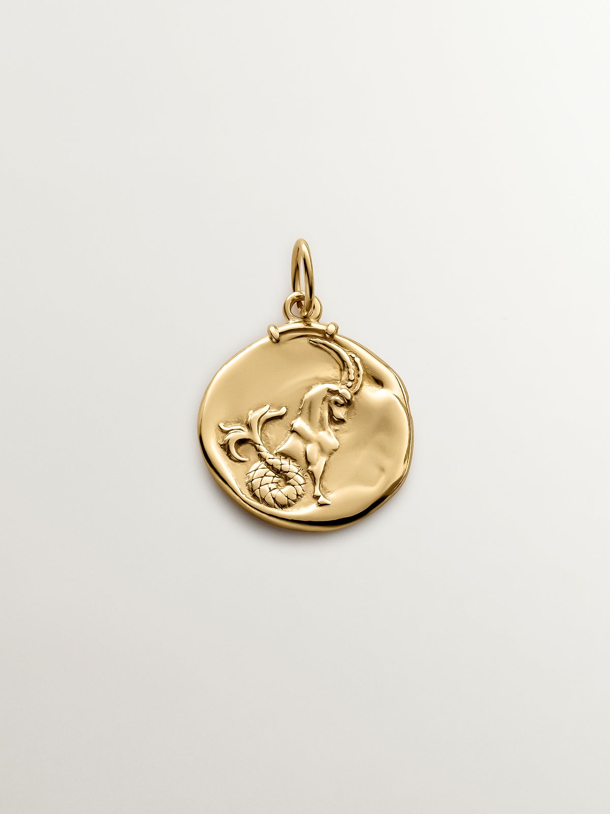 Charm Capricornio de plata 925 bañada en oro amarillo de 18K