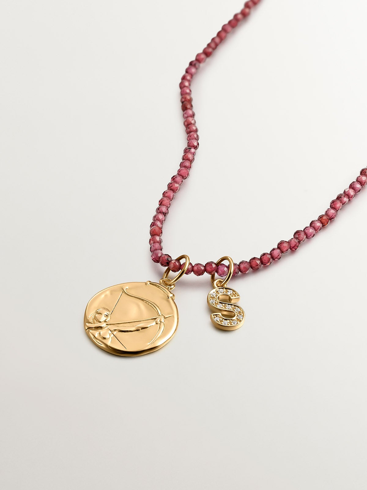 Charm Sagitario de plata 925 bañada en oro amarillo de 18K