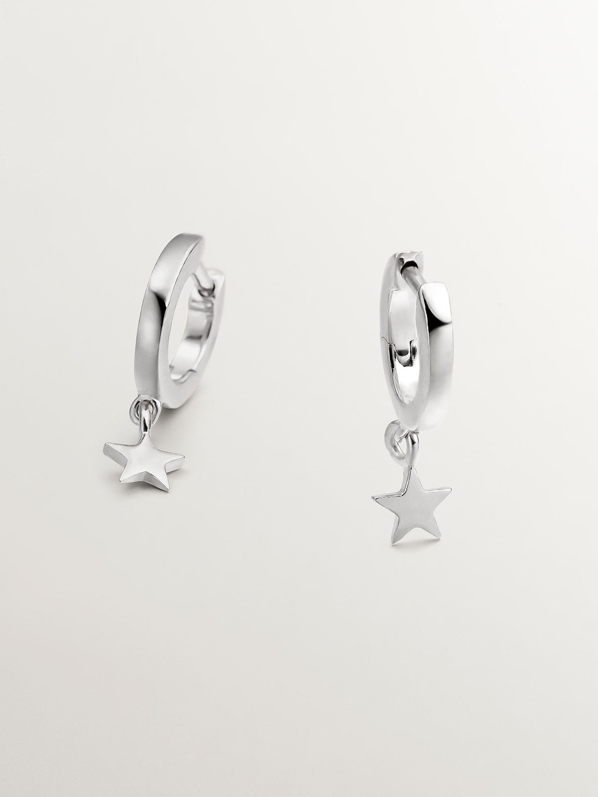 Pendientes de aro pequeños de plata 925 con estrella