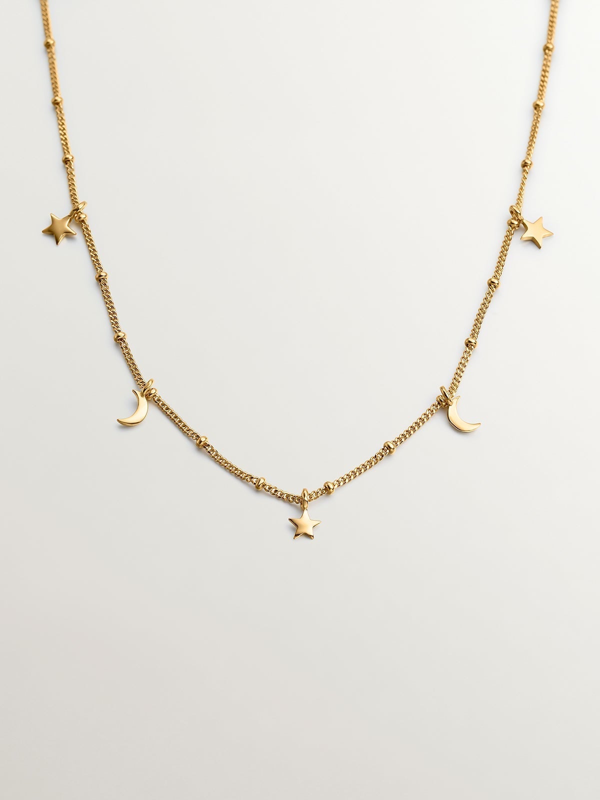 Collar de plata 925 bañada en oro amarillo de 18K con estrellas y lunas