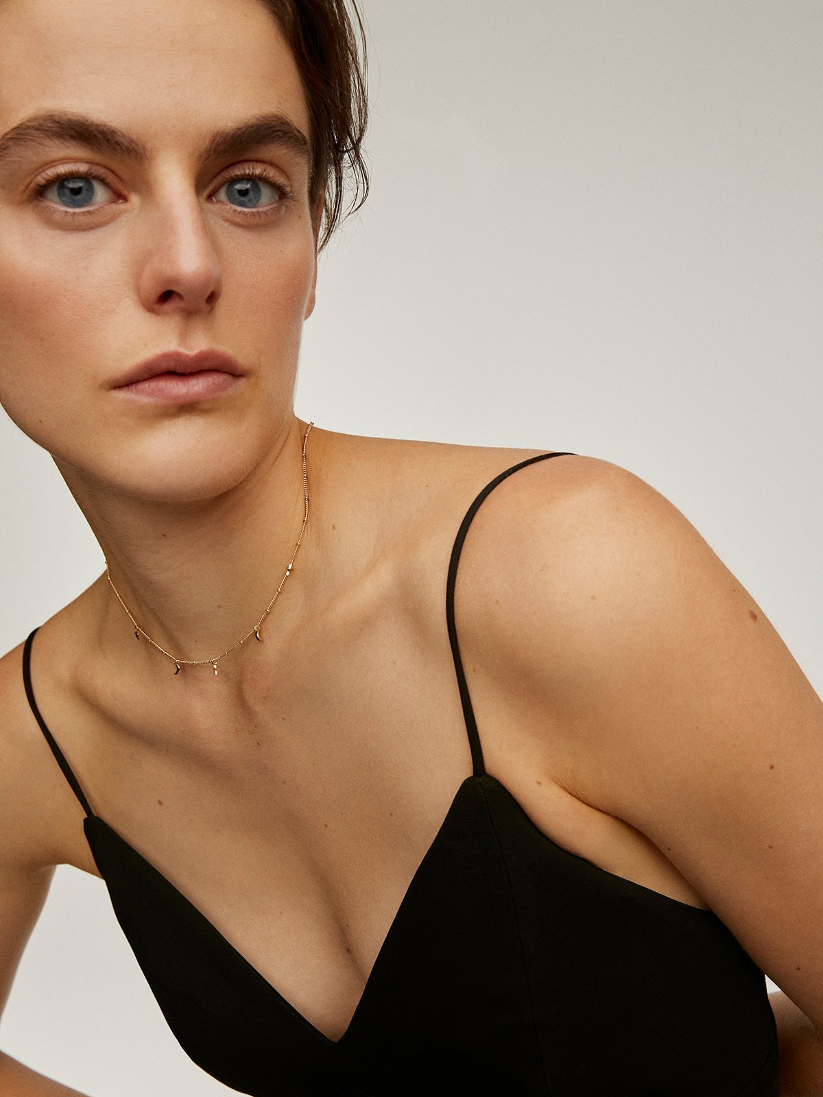 Collar de plata 925 bañada en oro amarillo de 18K con estrellas y lunas