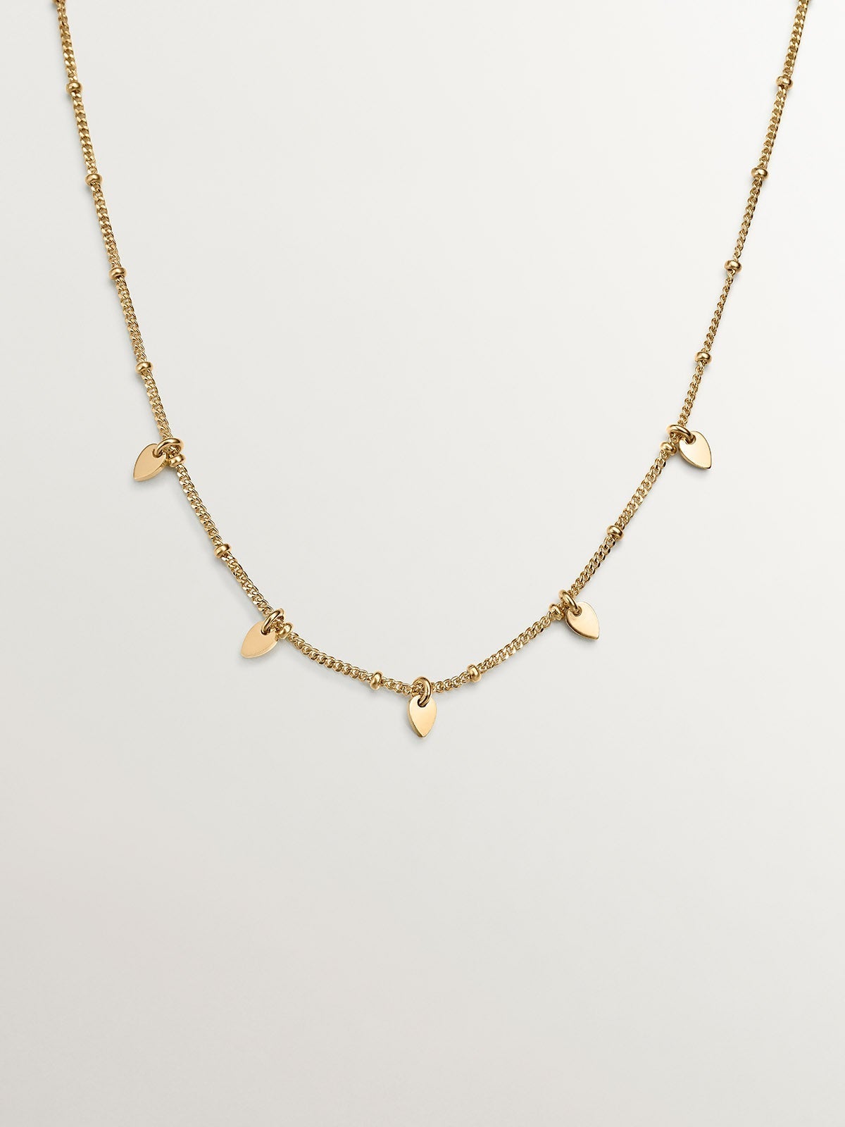 Collar de plata 925 bañada en oro amarillo de 18K con hojas