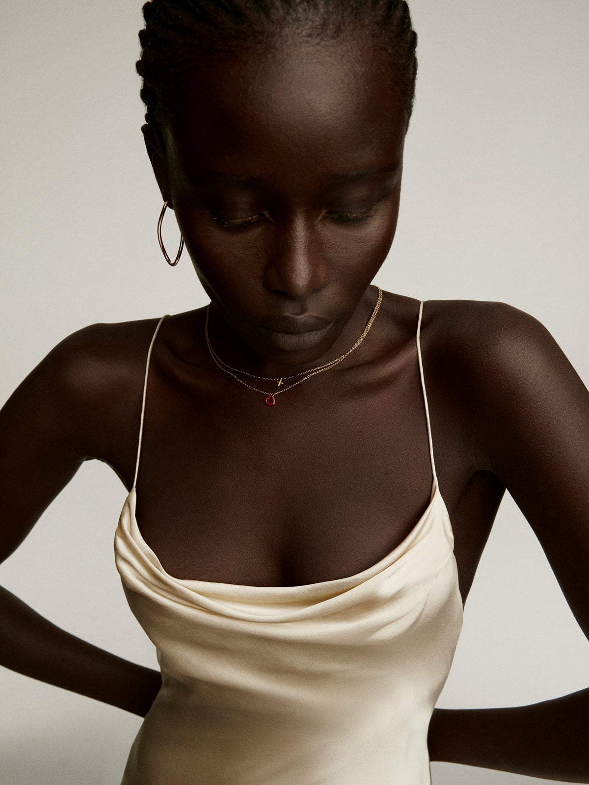 Colgante de plata 925 bañada en oro amarillo de 18K con cruz