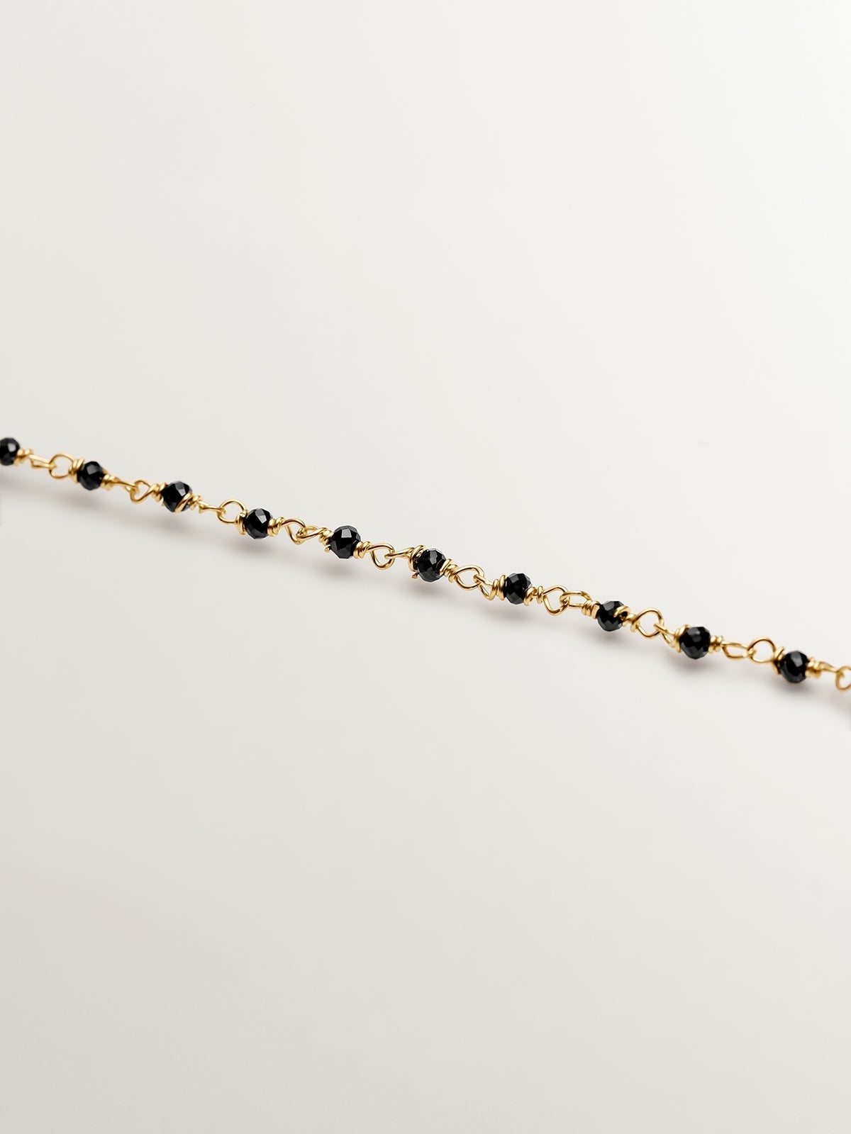 Pulsera de plata 925 bañada en oro amarillo de 18K con espinela negra