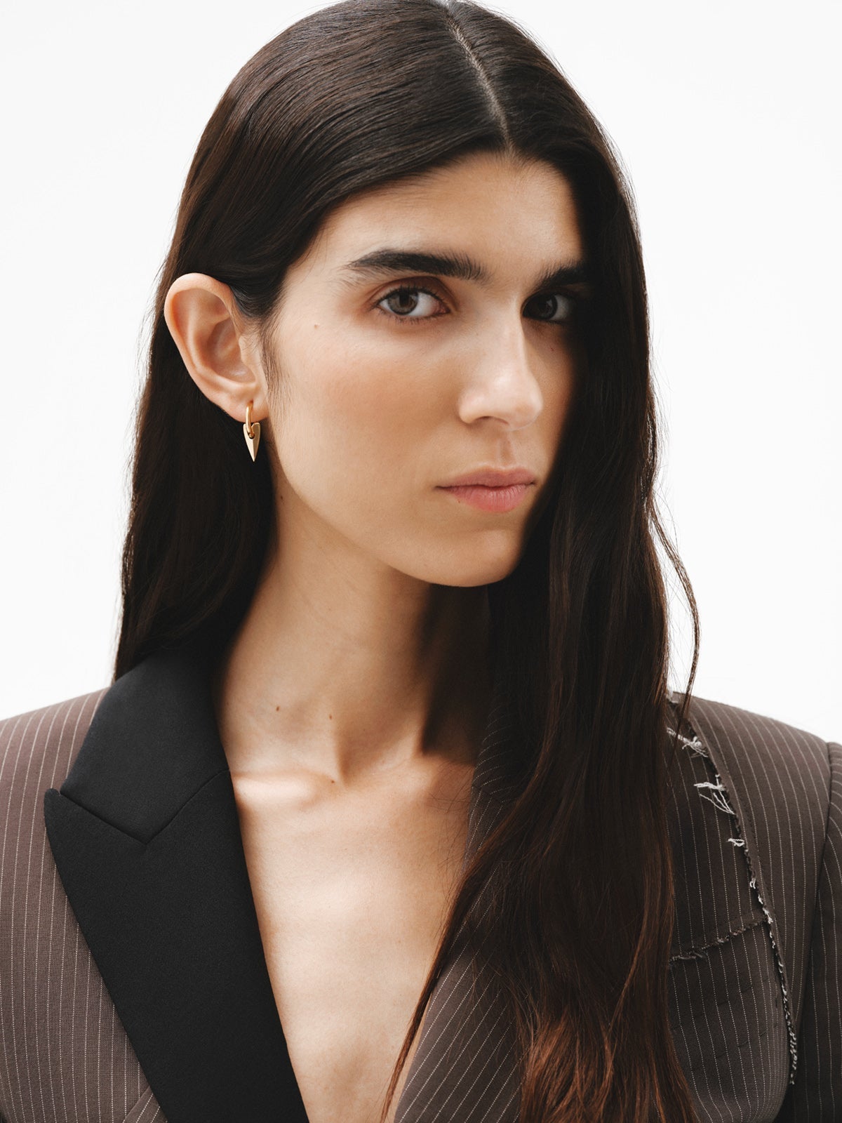 Pendientes de aro pequeños de plata 925 bañada en oro amarillo de 18K con corazón