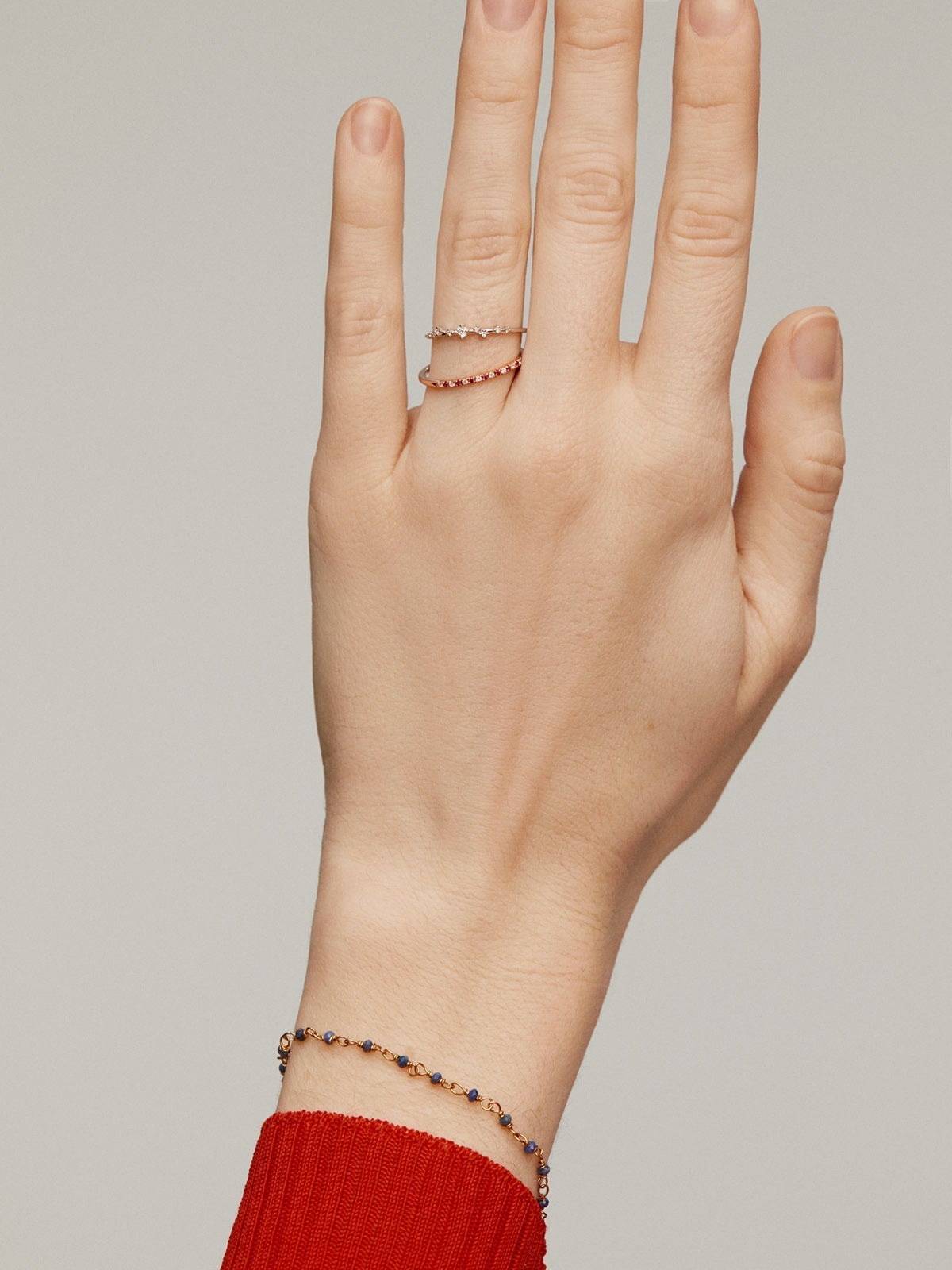 Anillo de oro blanco de 9K con diamantes