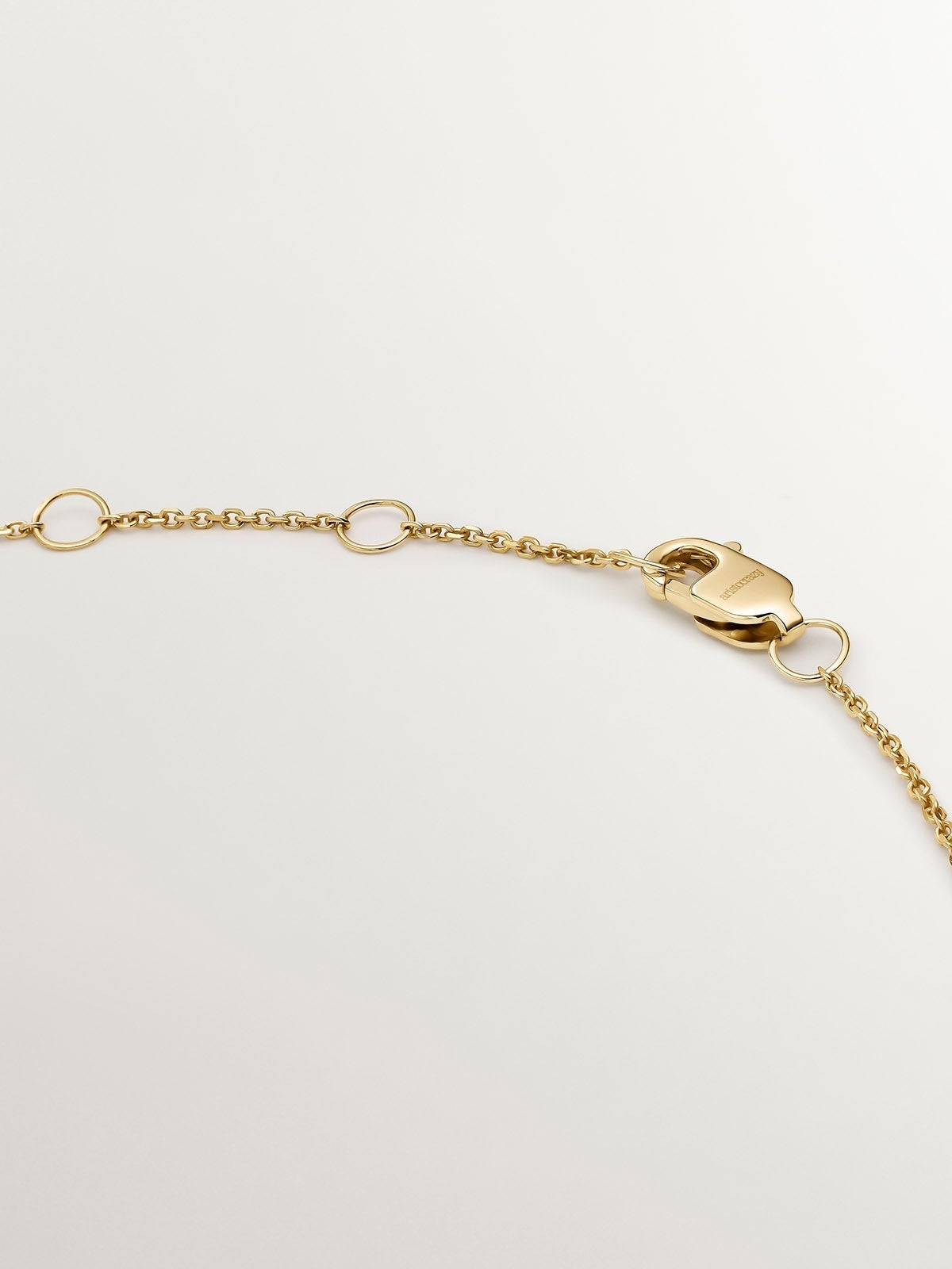 Cadena de oro amarillo de 9K con cruz