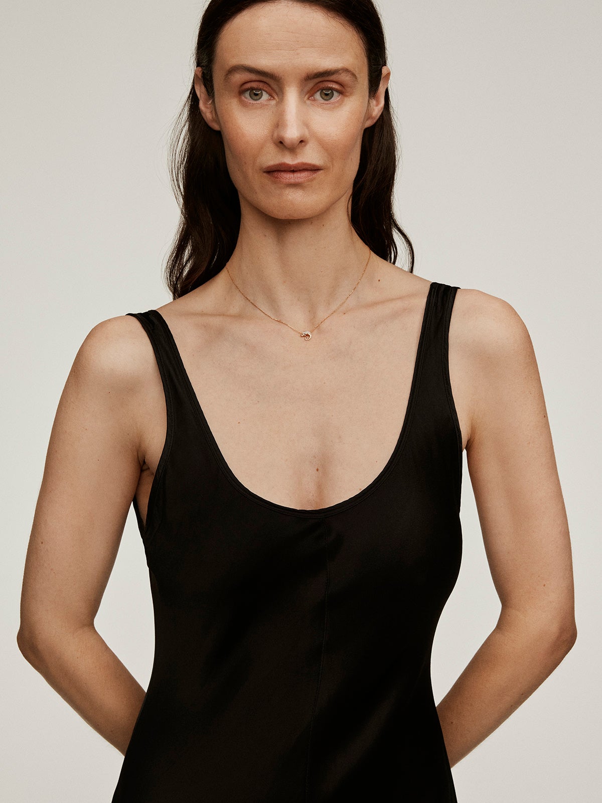 Colgante de oro amarillo de 18K con camaleón y diamantes