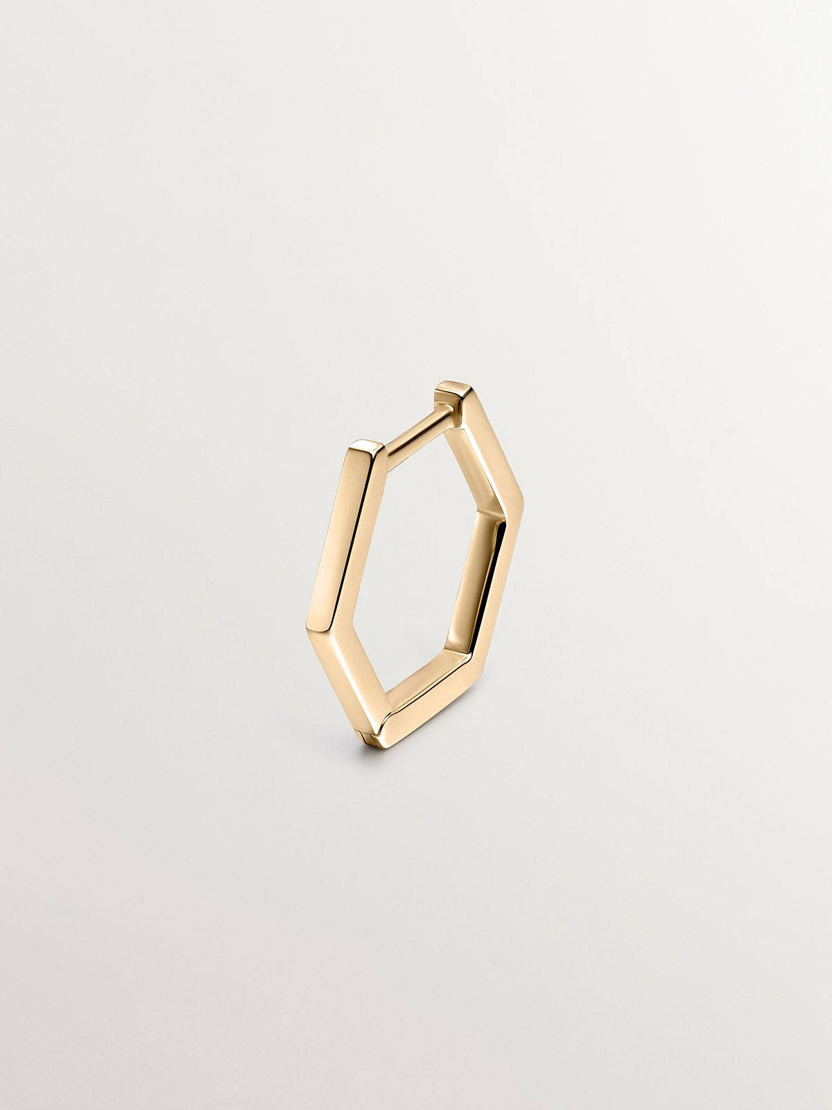 Pendiente individual de aro de oro amarillo de 9K con forma hexagonal