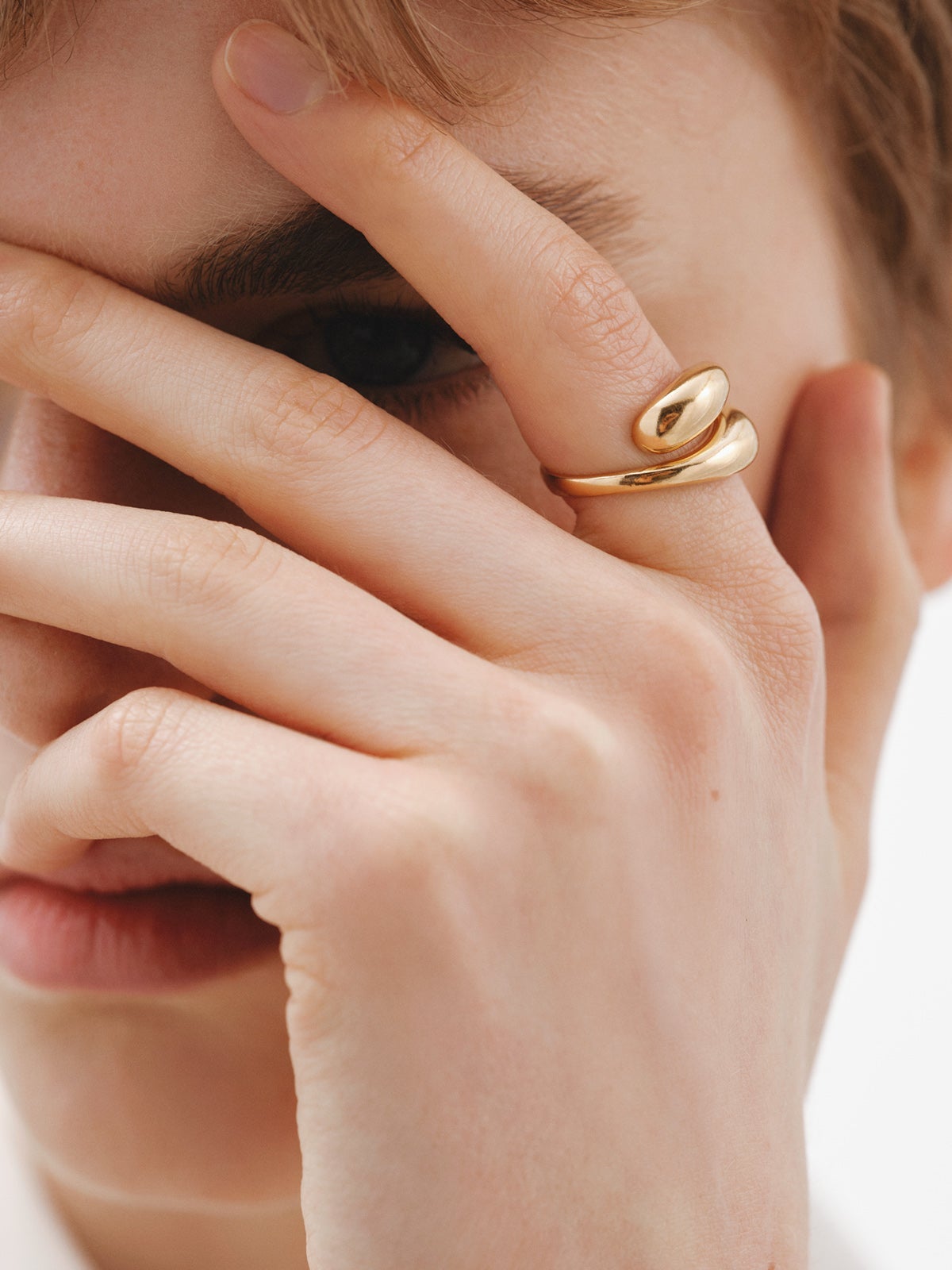 Anillo Tú y Yo de plata 925 bañada en oro amarillo de 18K con forma de espiral abombada