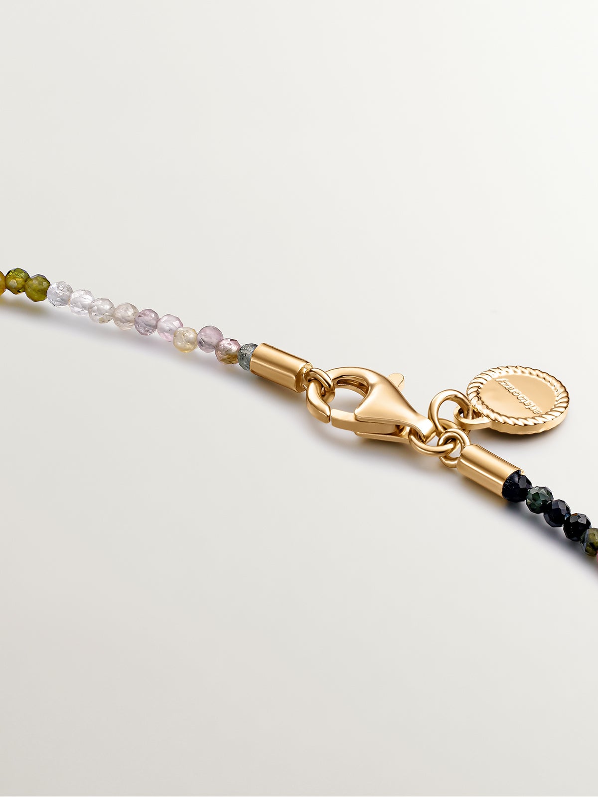Collar de plata 925 bañada en oro amarillo de 18K con bolitas de turmalina multicolor