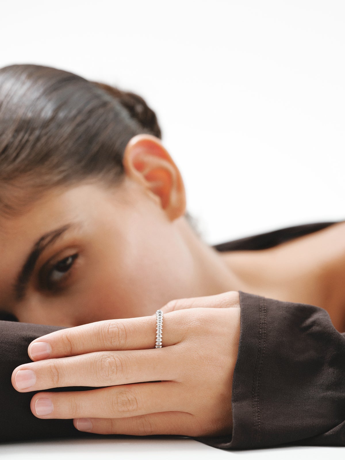 Anillo de plata 925 con relieve