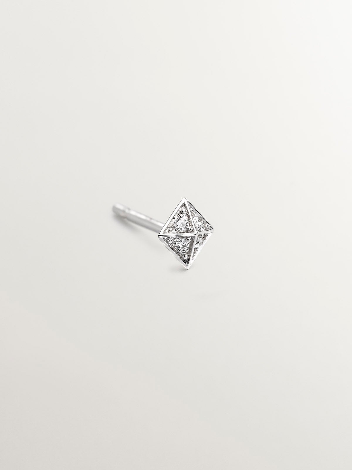 Pendiente individual cuadrado de oro blanco de 18K con diamantes
