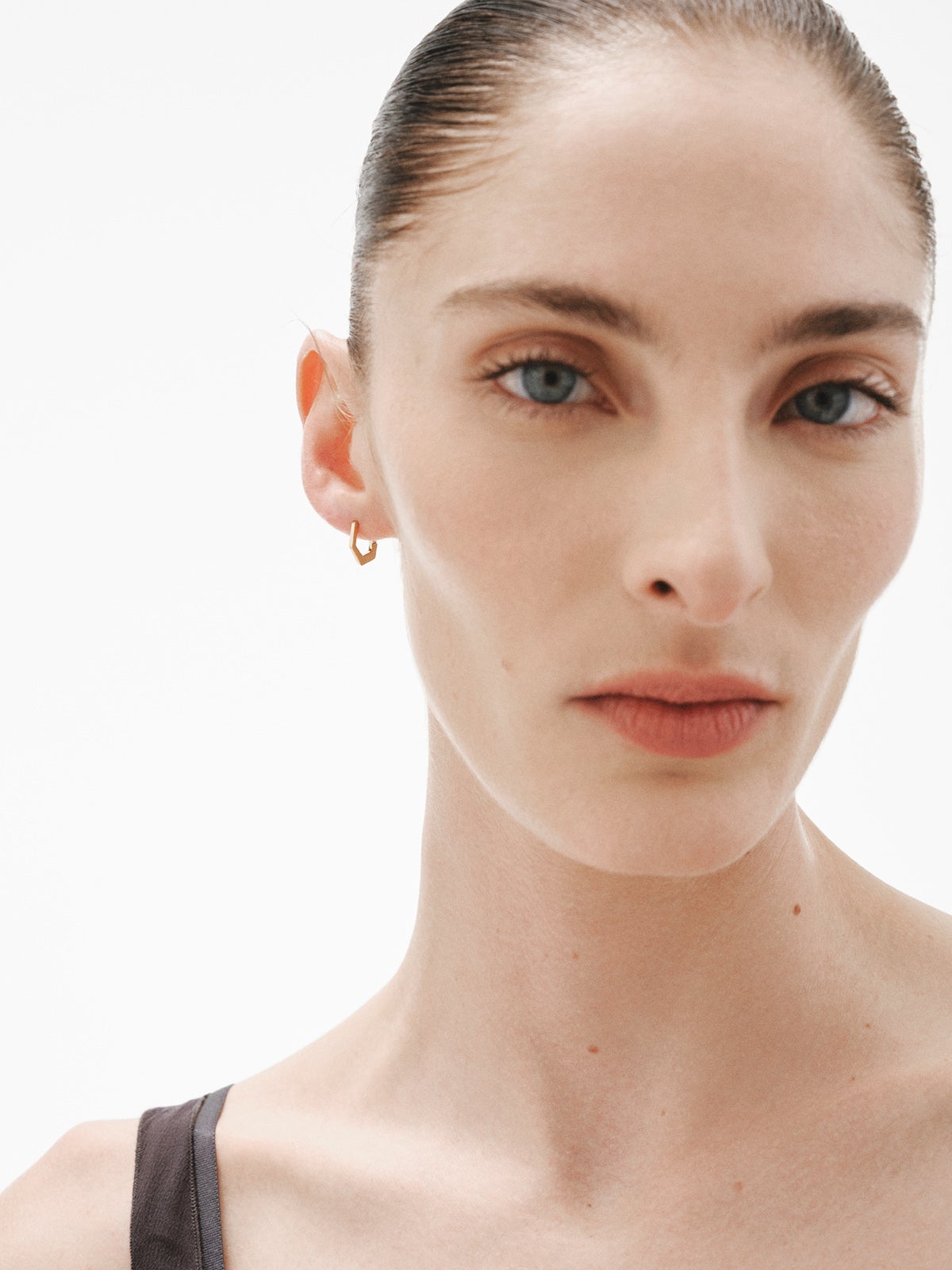 Pendientes de aro hexagonal de plata 925 bañada en oro amarillo de 18K