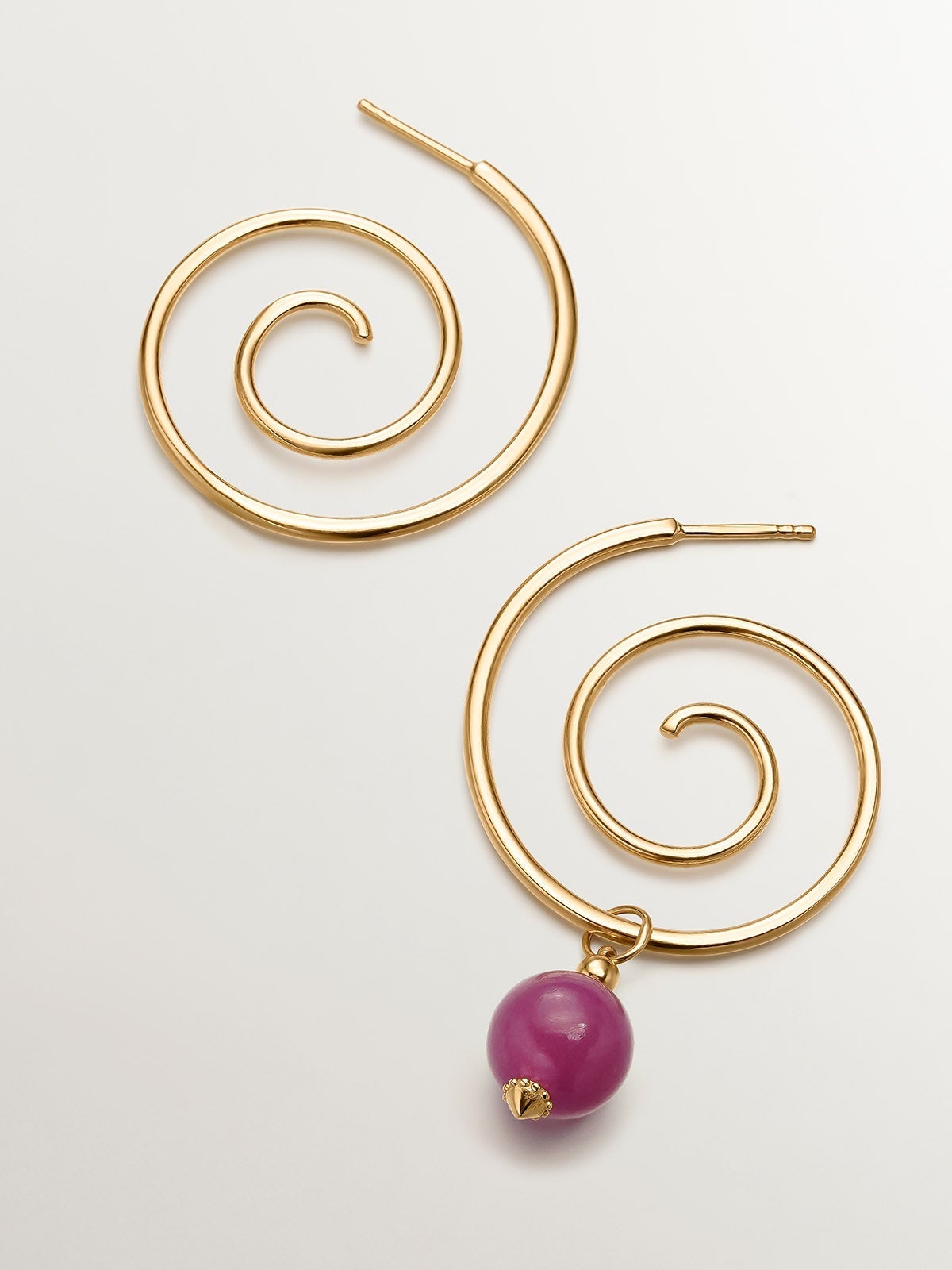 Pendientes en espiral de plata 925 bañada en oro amarillo de 18K