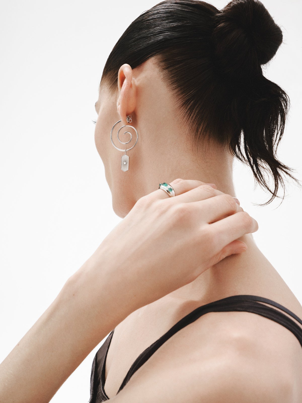 Charm de plata 925 Tierra con esmalte naranja