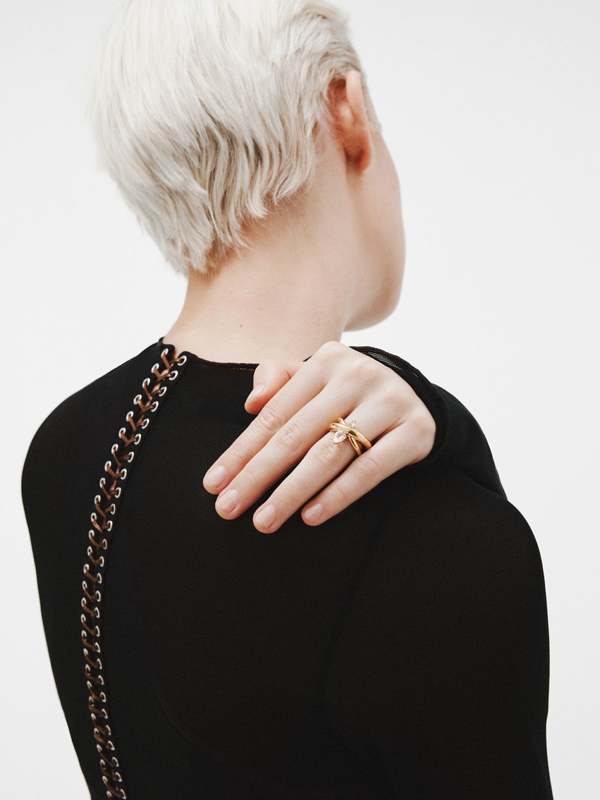 Anillo cruzado de plata 925 con topacios y cuarzos blancos