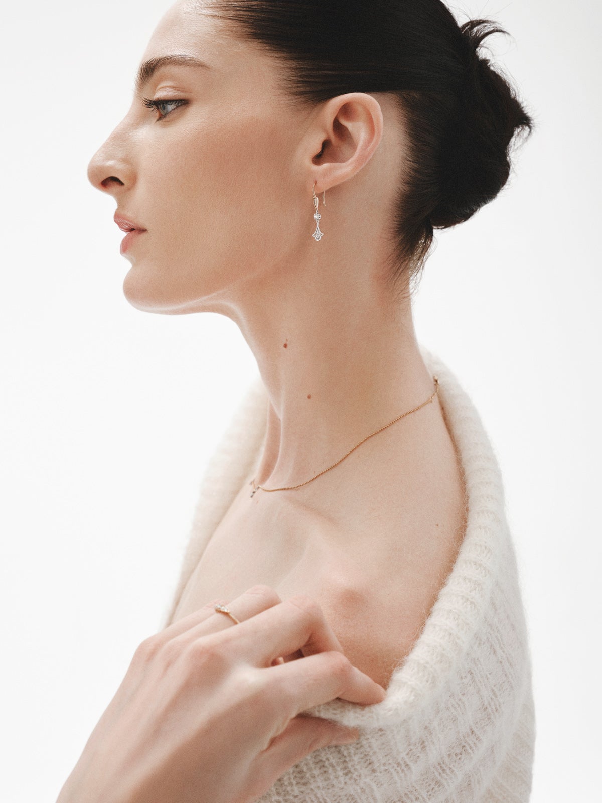 Pendientes de oro blanco y amarillo de 18K con diamantes en talla brillante