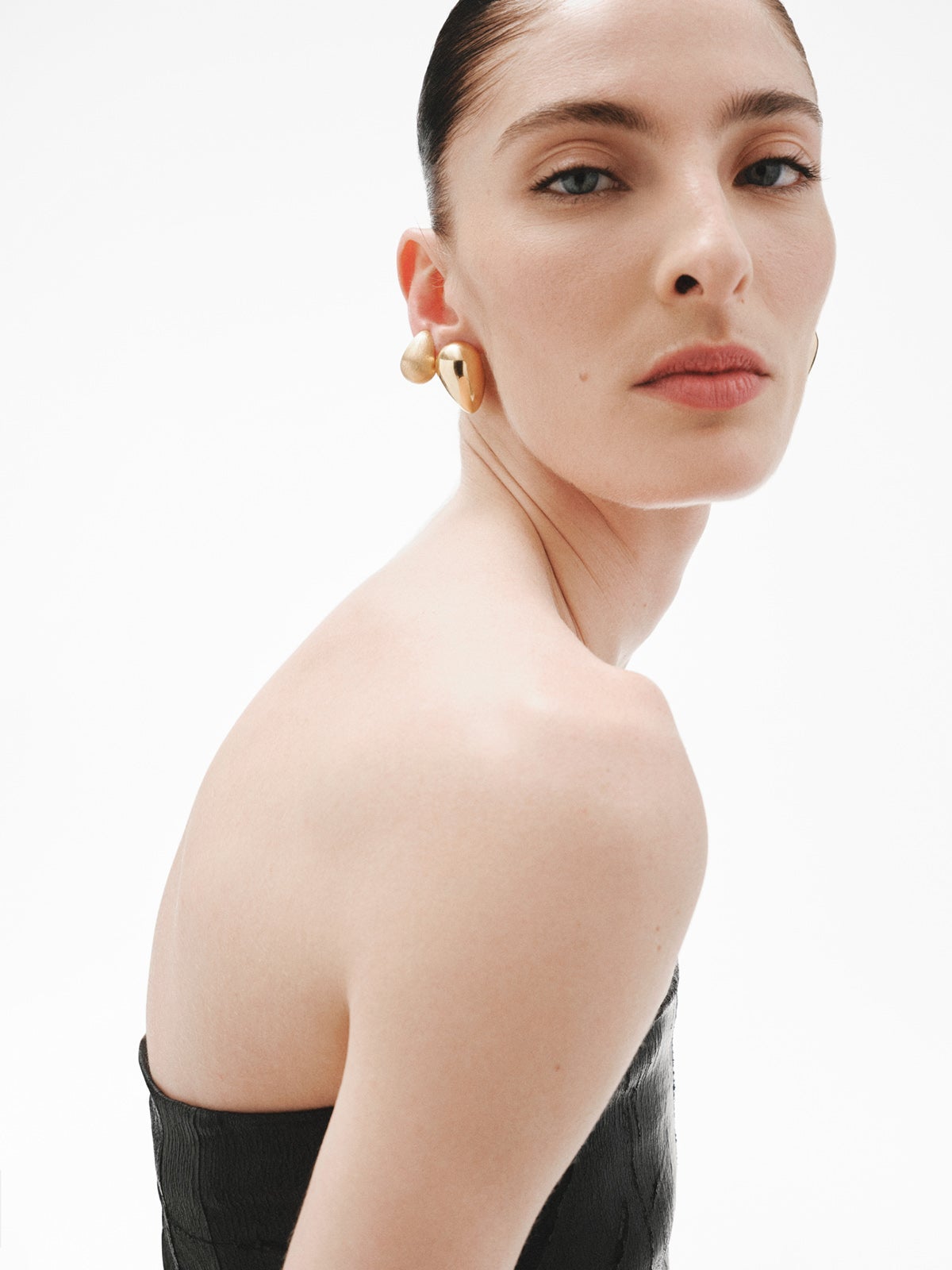 Pendientes de gota medianos de plata 925 bañada en oro amarillo de 18K con efecto pulido