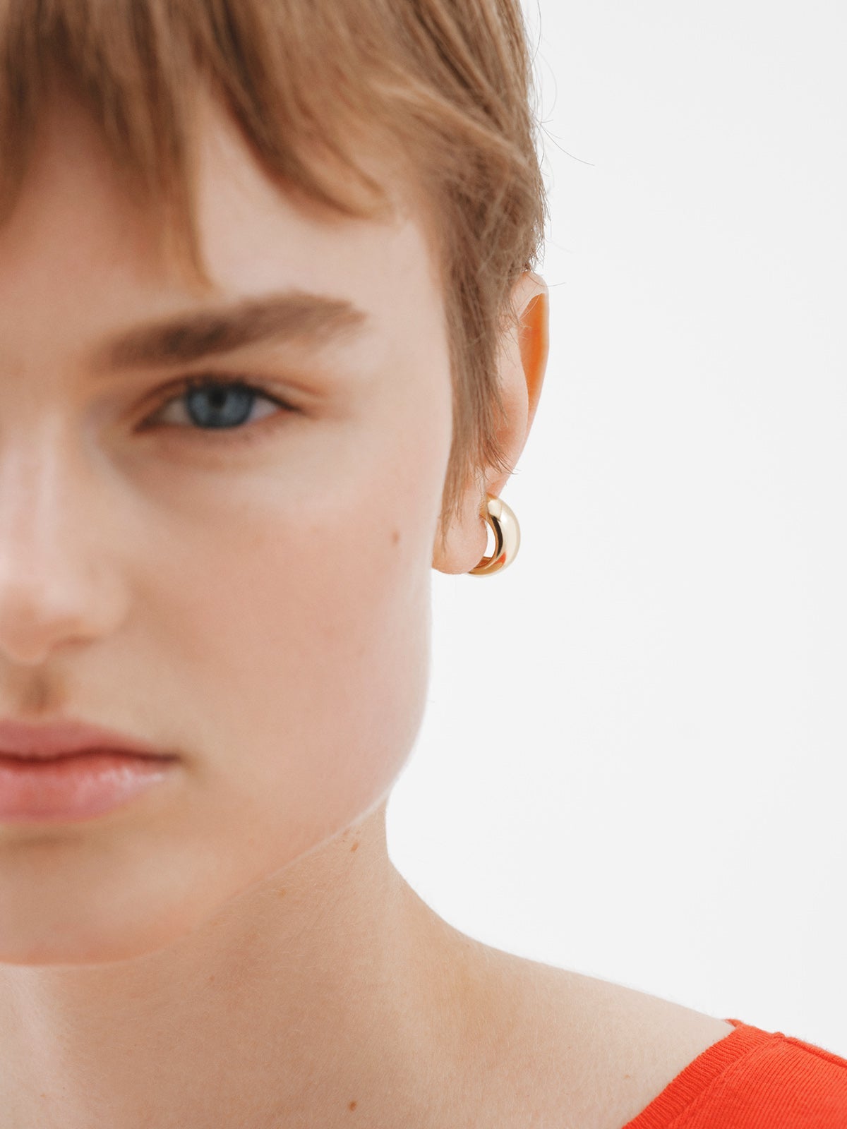 Pendientes de aro pequeños de plata 925 bañada en oro amarillo de 18K