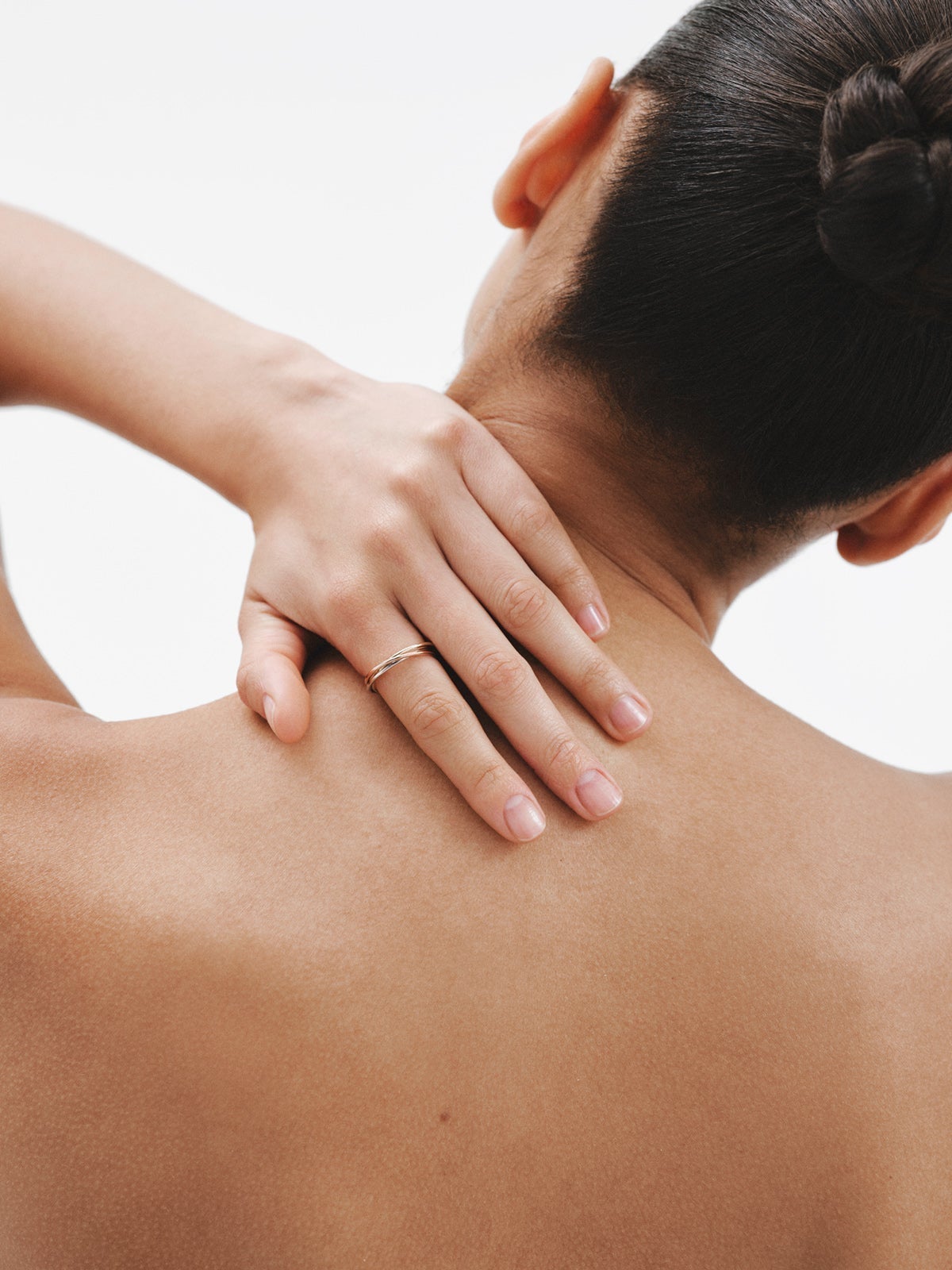 Anillo triple de oro blanco, amarillo y rosa de 9K