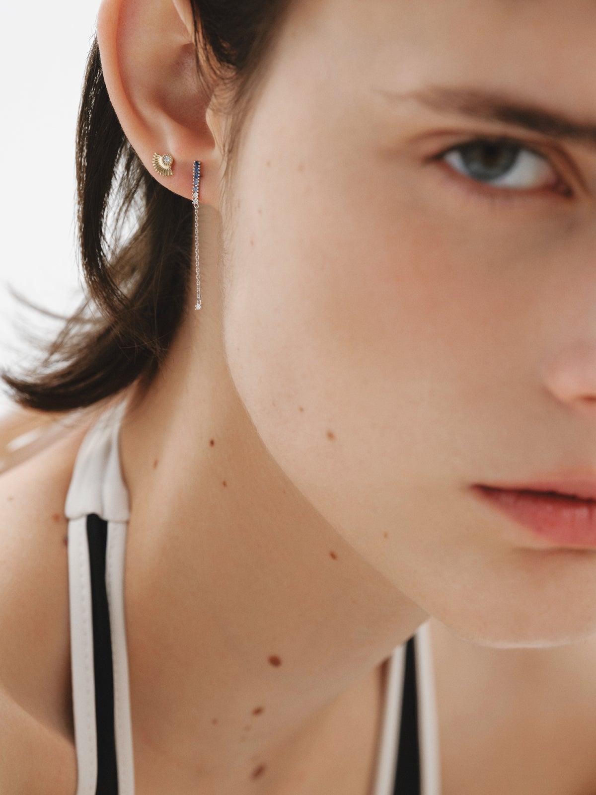 Piercing individual de oro amarillo de 18K con pavé de diamantes