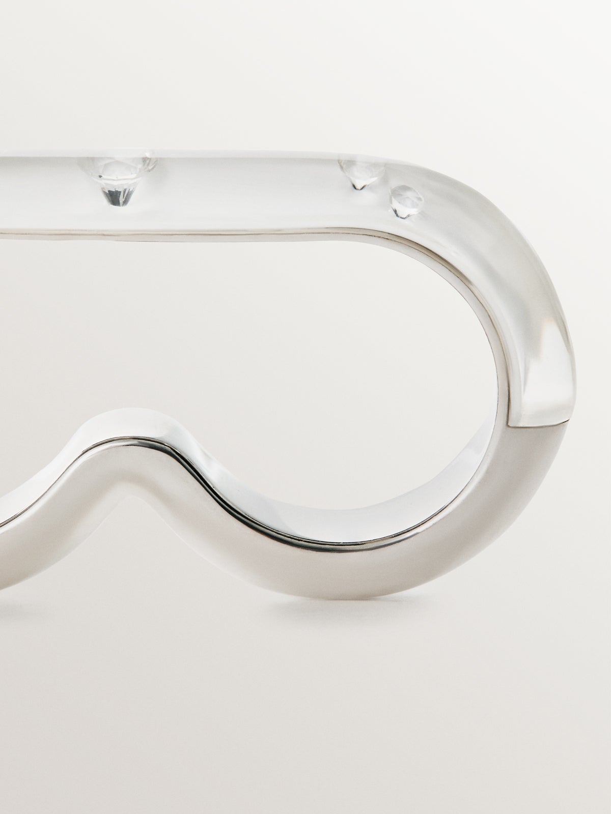 Anillo doble de plata 925 con esmalte blanco y circones suspendidos en resina