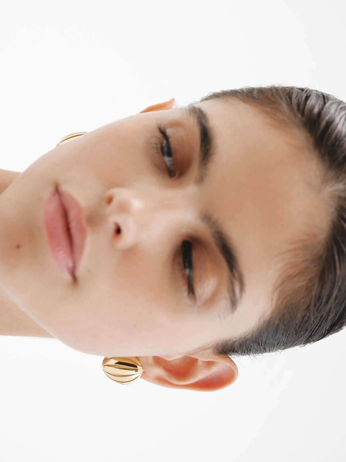 Pendientes de plata 925 bañada en oro amarillo de 18K con forma ovalada