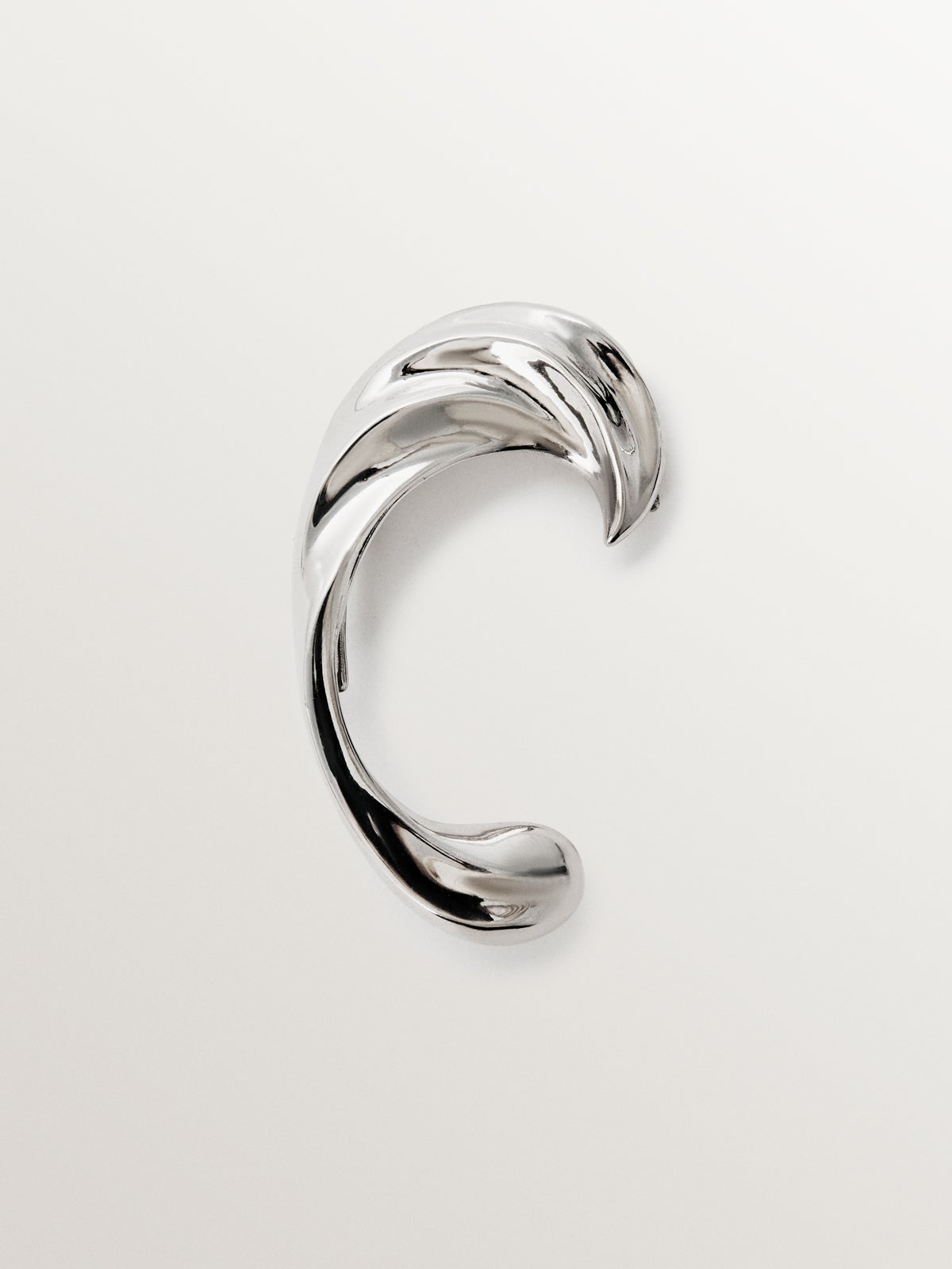Pendiente earcuff de plata 925 con textura