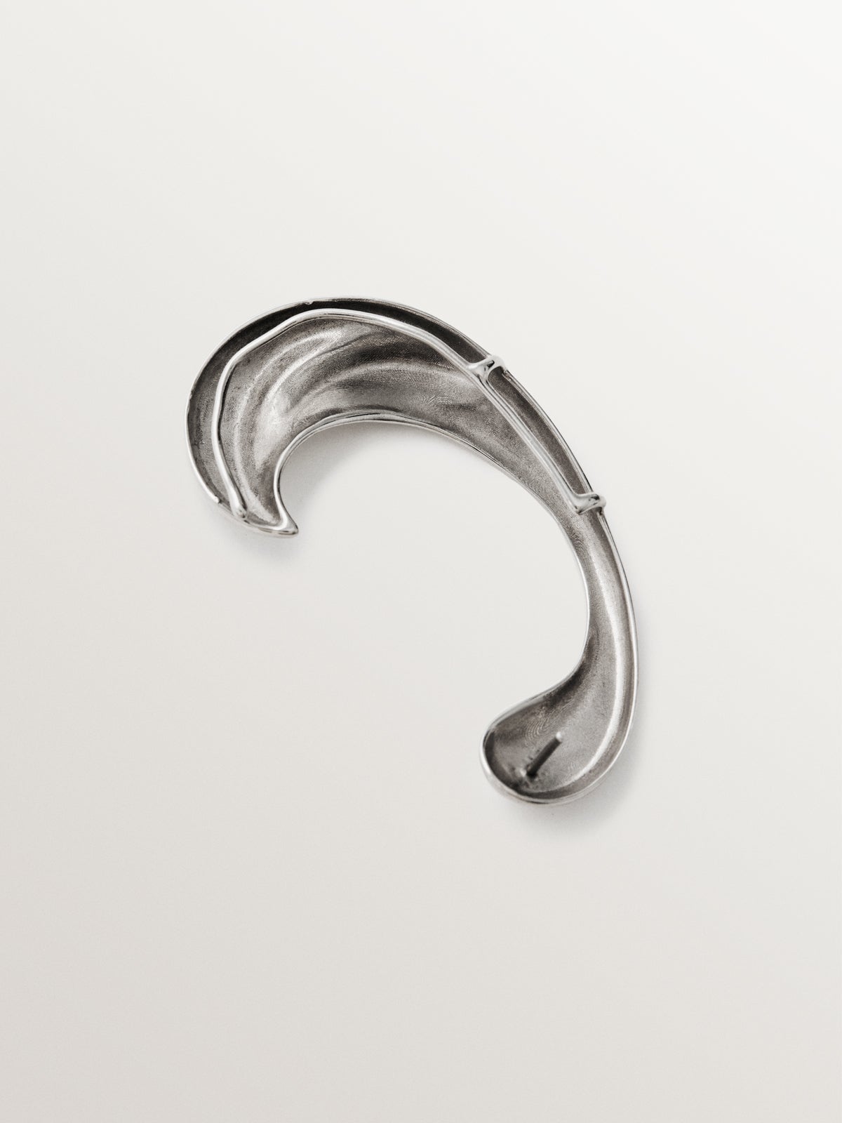 Pendiente earcuff de plata 925 con textura