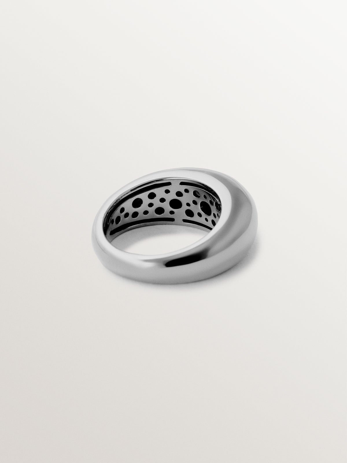 Anillo abombado de plata 925