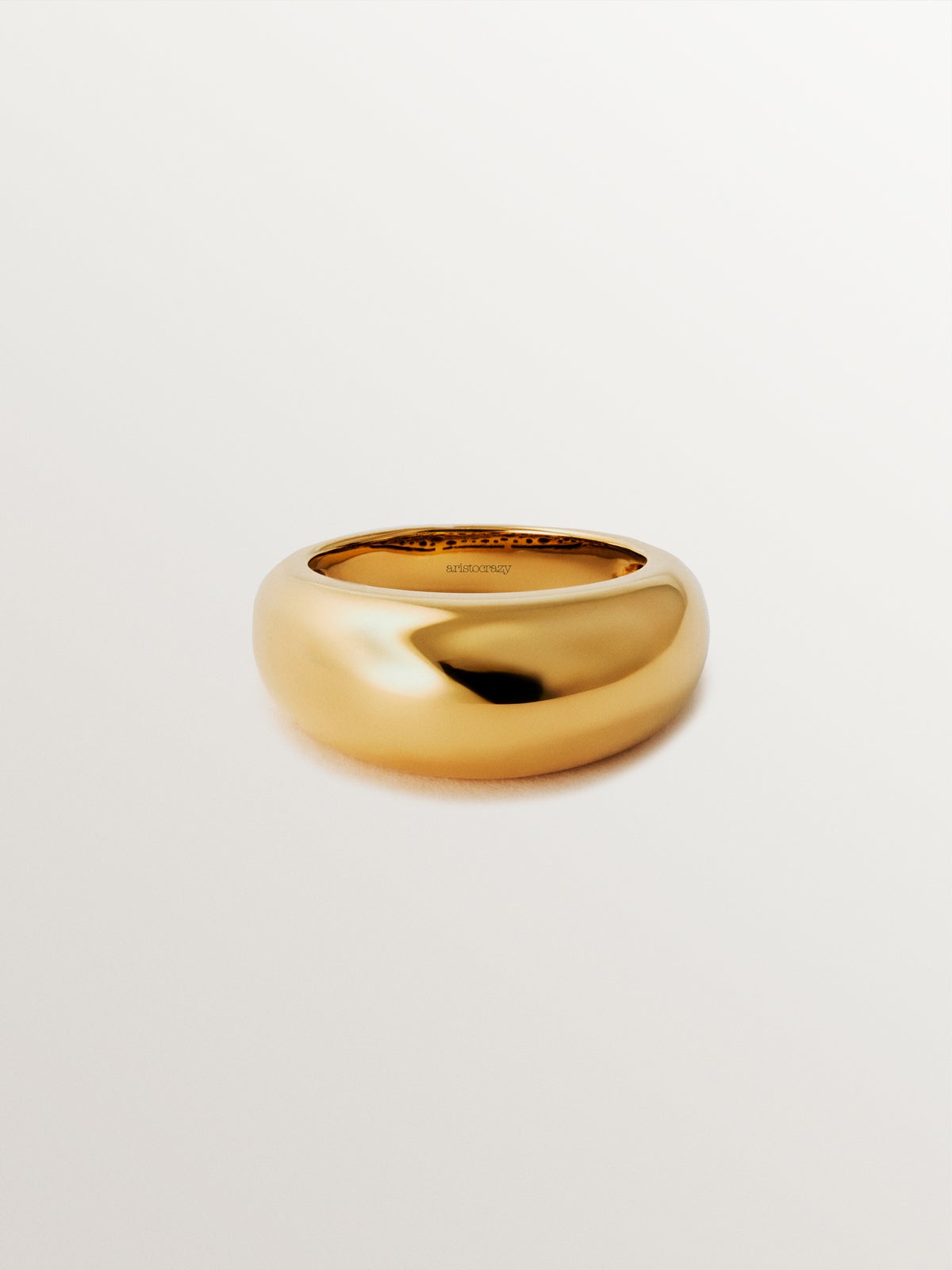 Anillo abombado de plata 925 bañada en oro amarillo de 18K