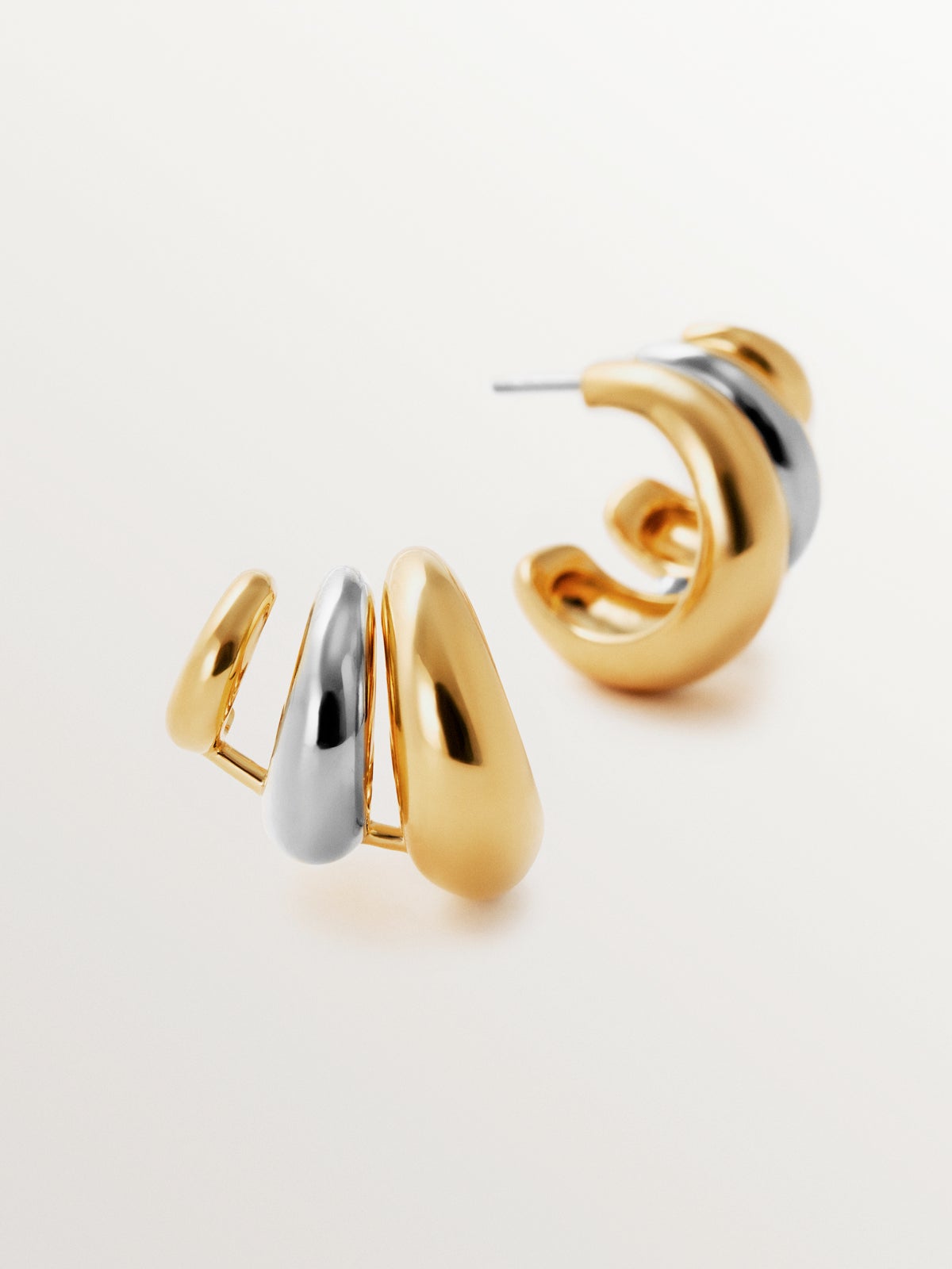 Pendientes trepadores de plata 925 bañada en rodio y oro amarillo de 18K