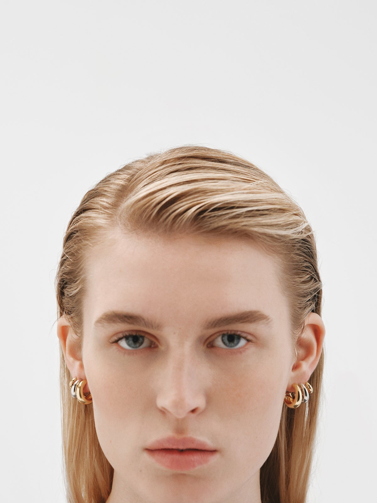 Pendientes trepadores de plata 925 bañada en rodio y oro amarillo de 18K